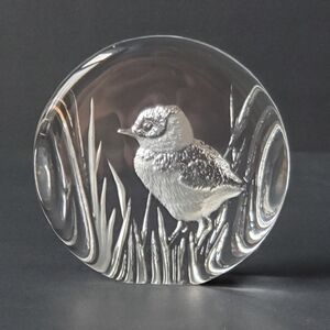 Mats Jonasson Crystal Art Glass Reed Bird Paperweight Signed & Numbered 9366